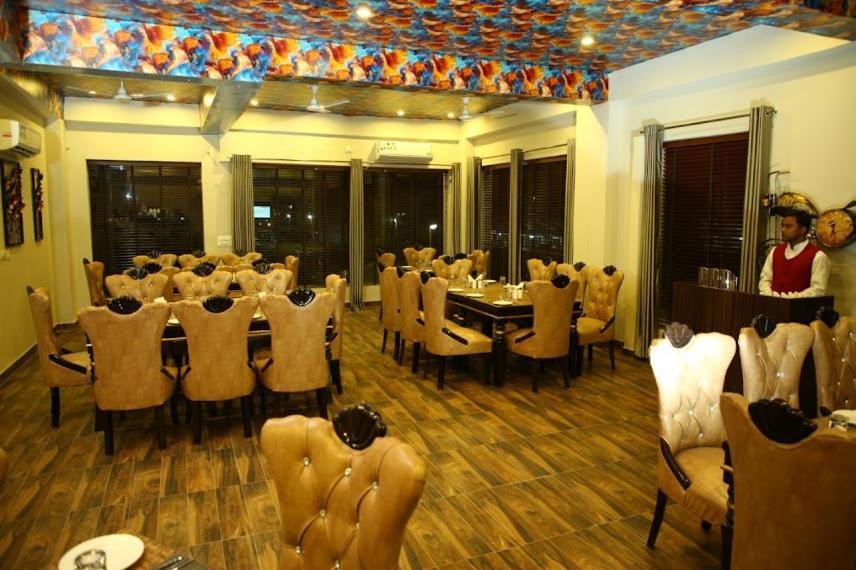 فندق Anandan Citrine Vrindāvan المظهر الخارجي الصورة