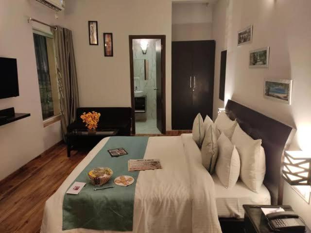 فندق Anandan Citrine Vrindāvan المظهر الخارجي الصورة