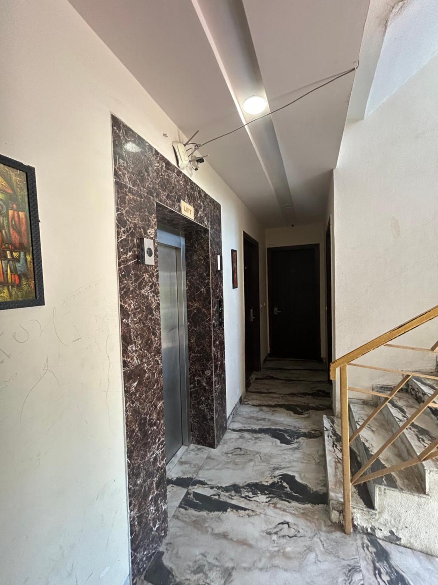 فندق Anandan Citrine Vrindāvan المظهر الخارجي الصورة